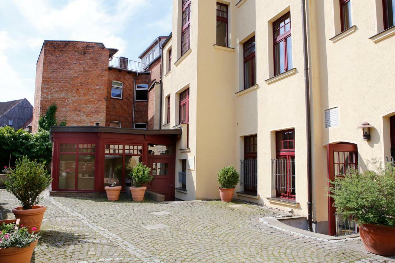 Hotel Reutterhaus Gardelegen Exteriör bild